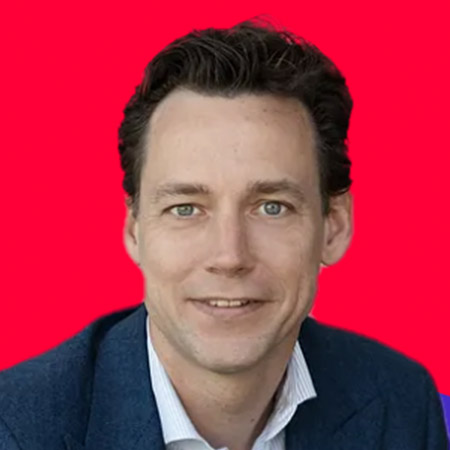 Portrait of Jens Bender, Founder & Managing Director of WorkTech Advisory and guest at Thomas Kohler's The People Factor Podcast