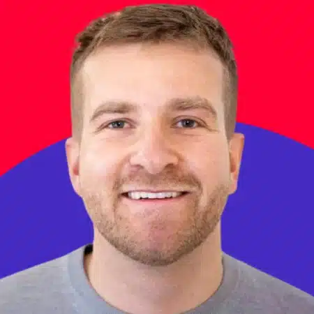 A Portrait of Christoph Zöller, Founder & CEO of Instaffo. He is guest at the 127th episode of The People Factor Podcast with Thomas Kohler & Yeliz Castillo.