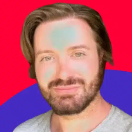 A Portrait of Mathew Middlemass. He is guest at the 125th episode of The People Factor Podcast with Thomas Kohler & Yeliz Castillo.